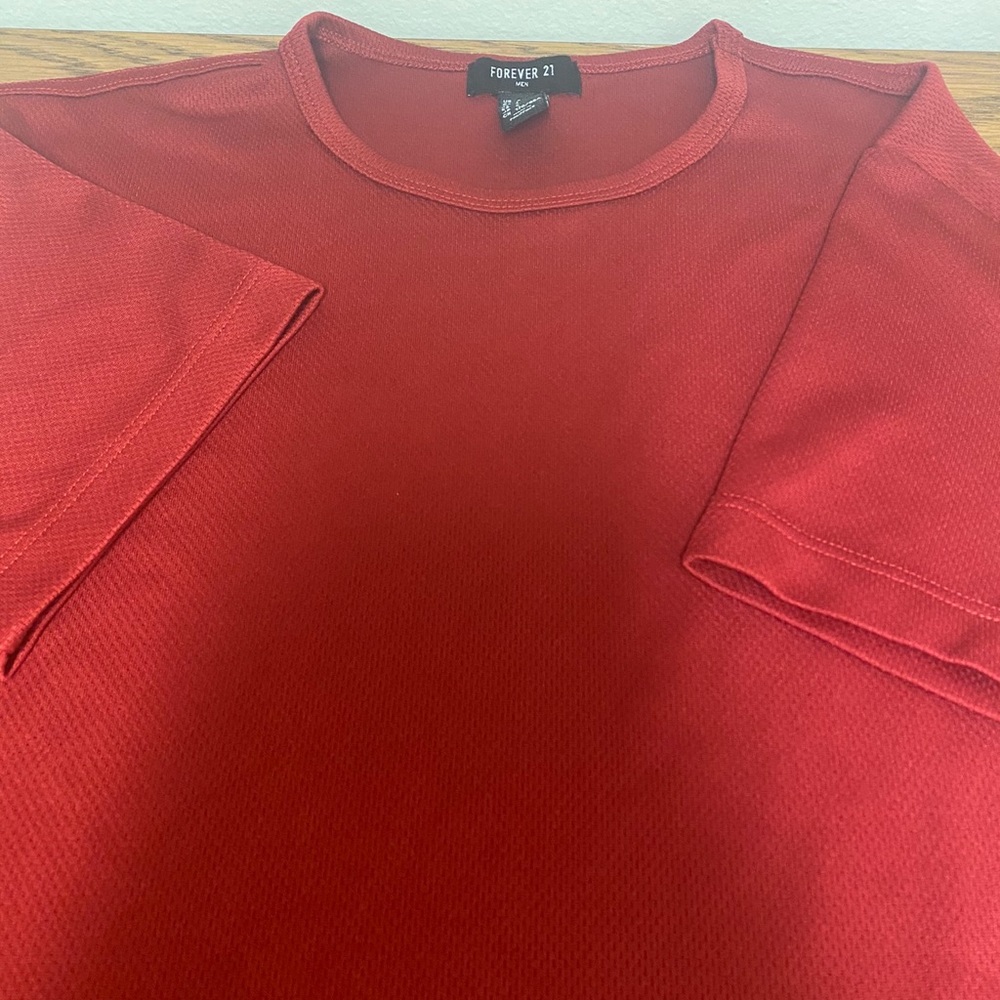 Forever 21 red shirt